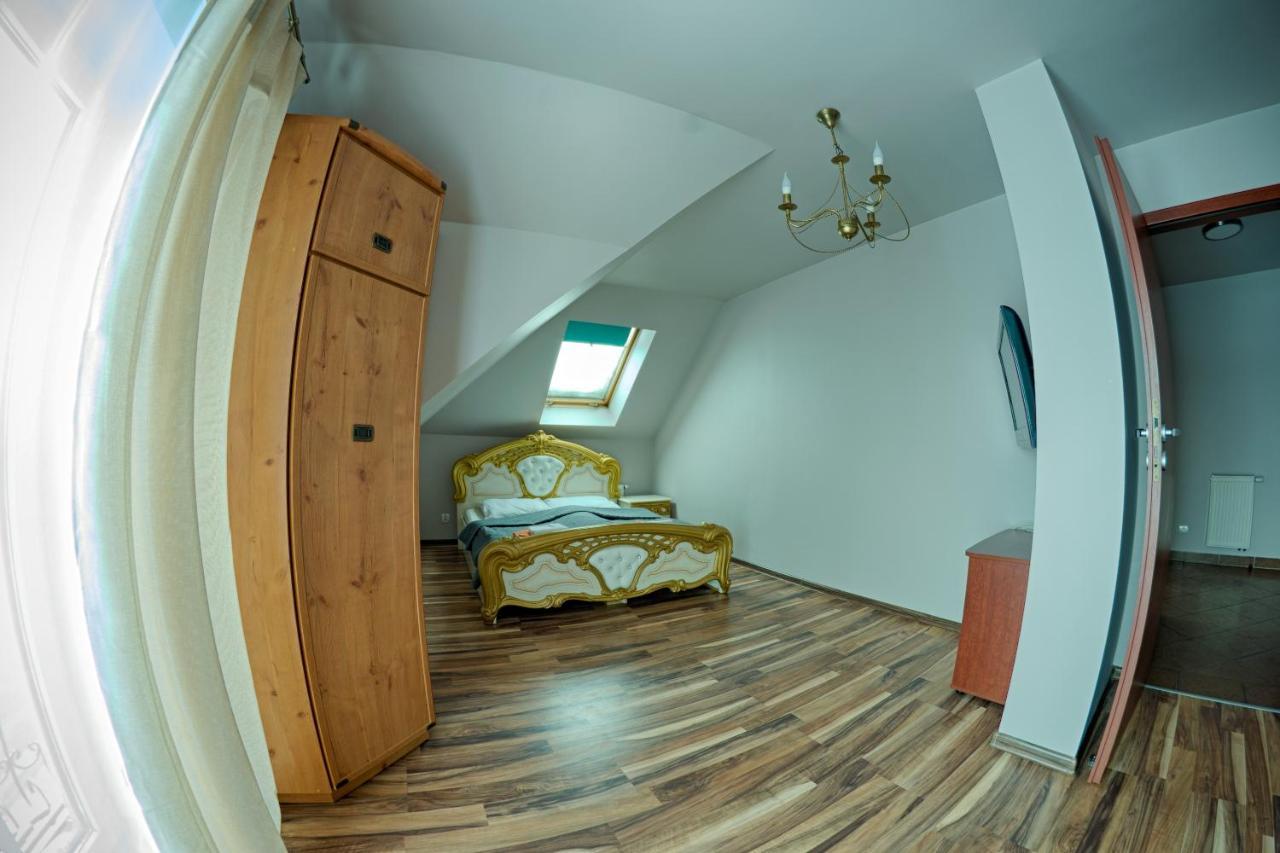 Restauracja -Zajazd Trzech Braci Cieszyn  Exterior foto